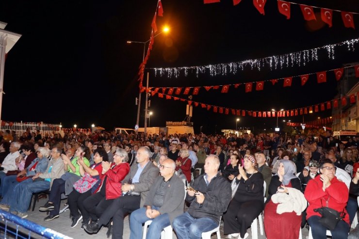 Mudanya’da Cem Karaca rüzgarı