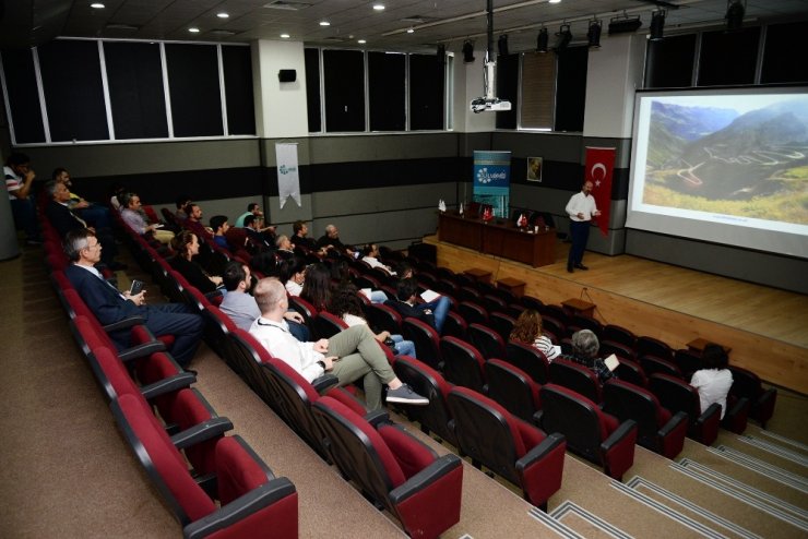 Kaya: "Türklerin girişimcilikle ilgili bir sorunu yok"