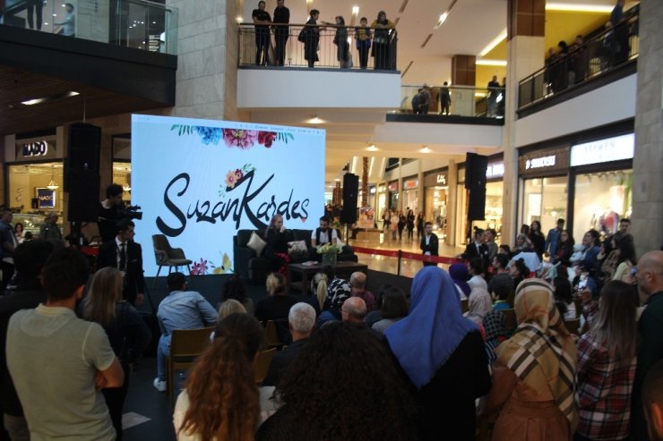 Suzan Kardeş Forum Trabzon’da hayranları ile buluştu
