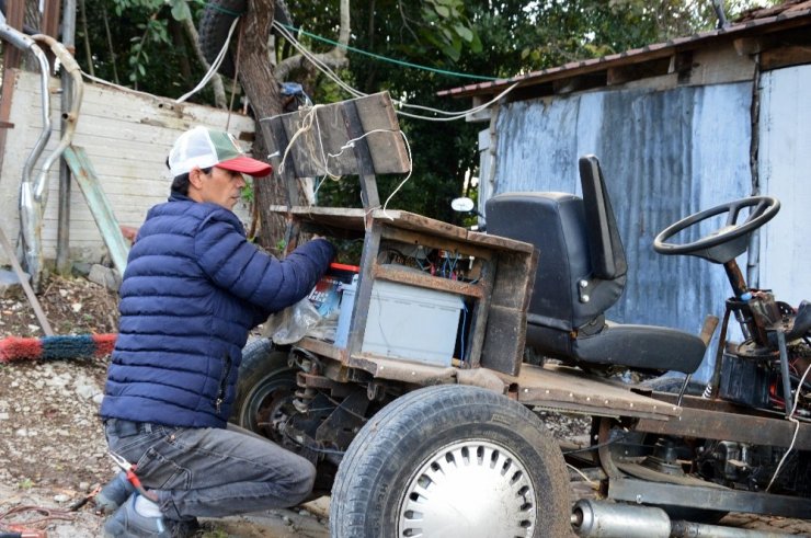 Çocukluk hayali 4x4 elektrikli aracı 3 yılda yaptı