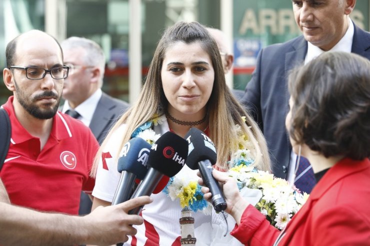 Avrupa Şampiyonu Kadın Milli Golbol Takımı Ankara’ya geldi