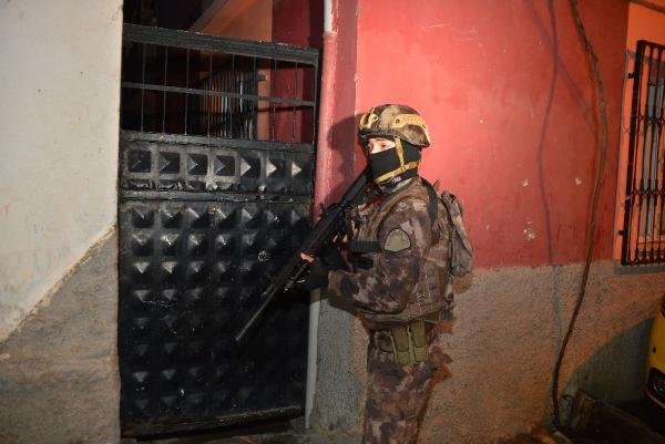 Adana'da PKK operasyonu: 13 gözaltı