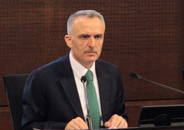Cumhurbaşkanlığı Strateji ve Bütçe Başkanı Naci Ağbal, 2020 yılı Merkezi Bütçe Kanunu Teklifini açıkladı