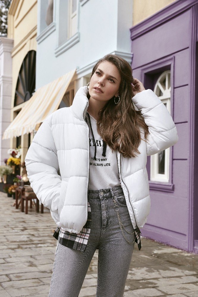 Aslı Enver ‘Mekanın Sahibi’ni açıkladı