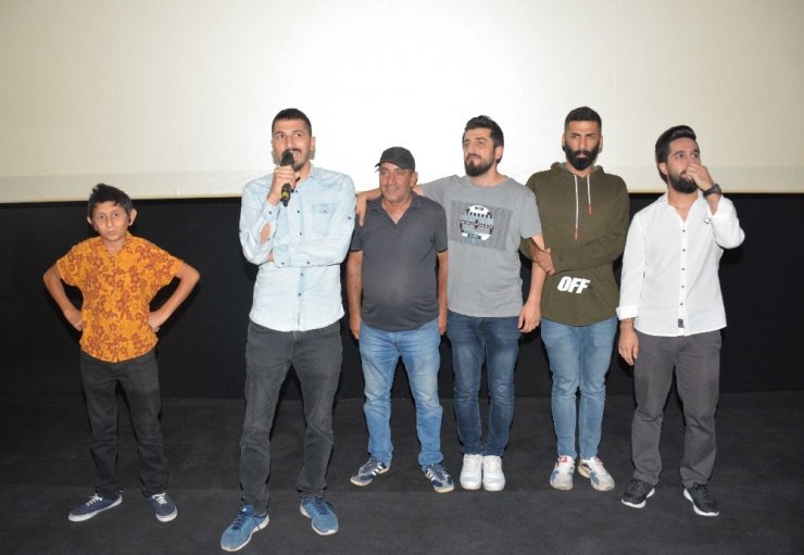 "Facia Üçlü Karışma Bende" Adana özel gösterimi