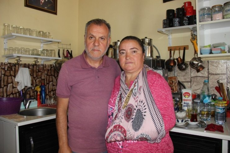 İzmir’de dehşet anları: Karı-kocanın iş yerine böyle saldırdılar