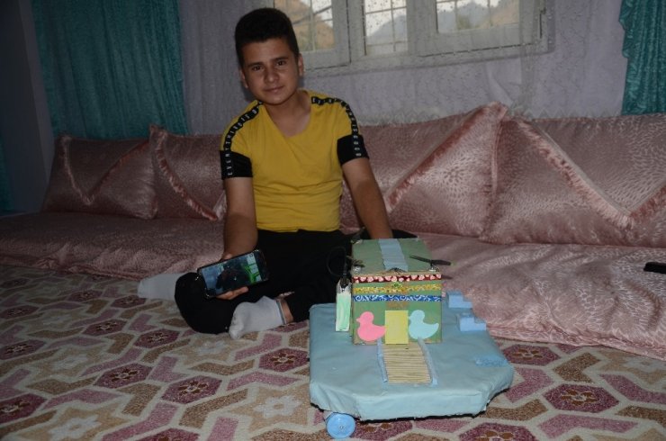 15 yaşındaki kaşif, gaz kaçağını haber veren sistem geliştirdi