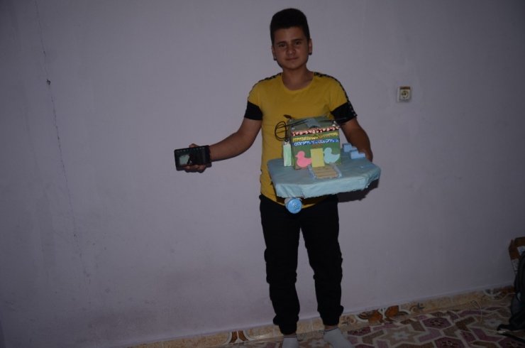 15 yaşındaki kaşif, gaz kaçağını haber veren sistem geliştirdi