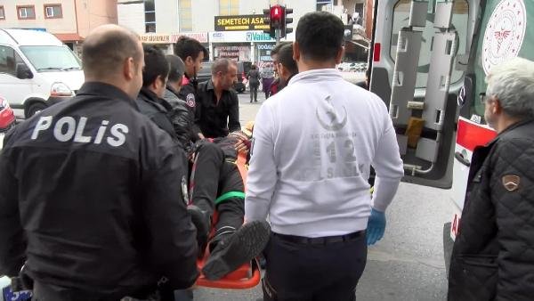 Avcılar'da motosikletli polis kazada yaralandı