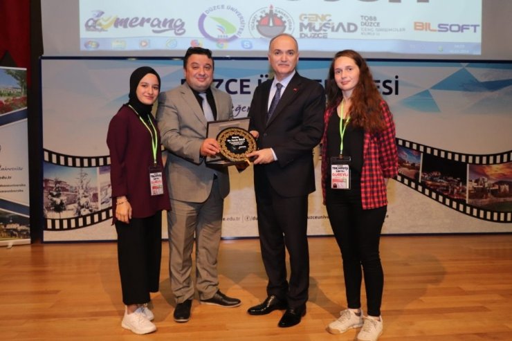 Başkan Özlü “Türkiye teknoloji ve bilgi üretmelidir”