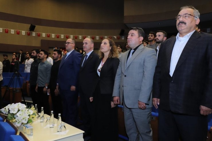 Başkan Özlü “Türkiye teknoloji ve bilgi üretmelidir”