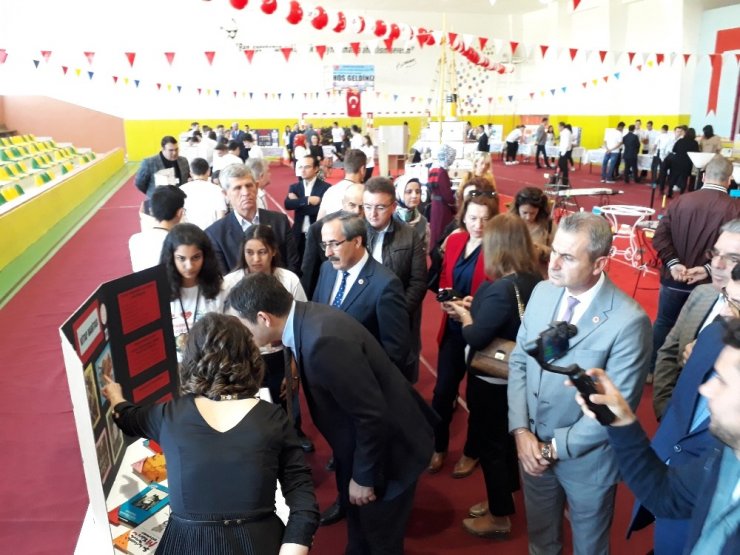 Uzunköprü’de bilim fuarı açıldı