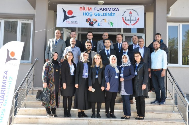 TÜBİTAK 4006 Bilim Fuarı’nda 30 proje çalışması yer aldı