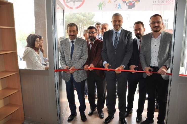 TÜBİTAK 4006 Bilim Fuarı’nda 30 proje çalışması yer aldı