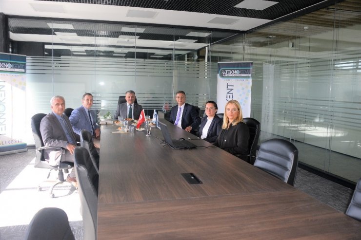 Vali Yazıcı, Teknokent’i ziyaret etti