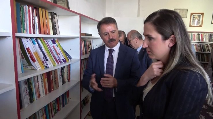 Başkan Deveci: “Köyde bir kütüphane kurulması çok önemli”