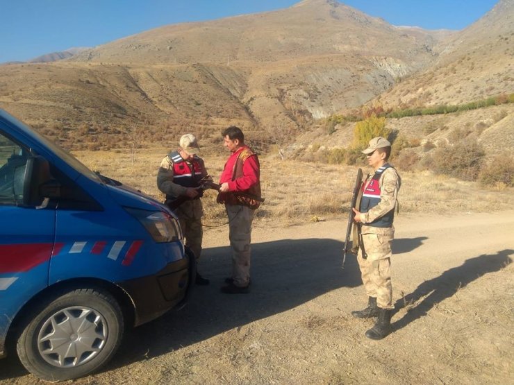 Erzincan’da avlaklar kontrol edilerek, avcılara yönelik bilgilendirme yapıldı