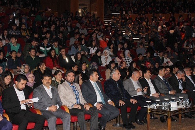 Erzurum’da ‘Bir Bilenle Bilge Nesil’ semineri