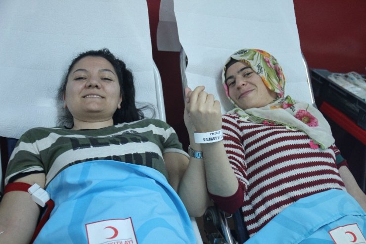 Eskişehirsporlu oyunculardan kan bağışına destek