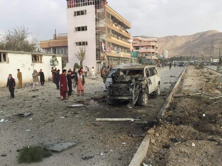 Afganistan’da bomba yüklü araçla saldırı: 7 ölü