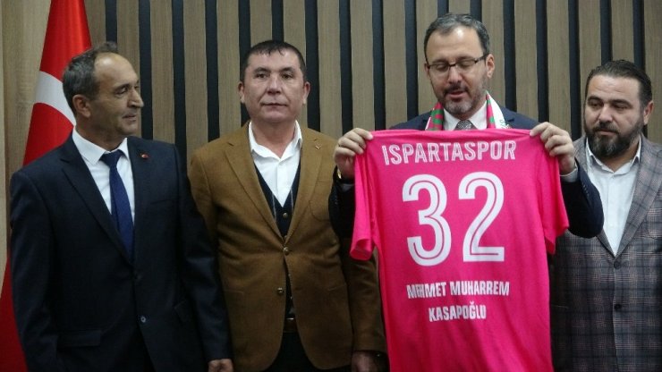 Isparta 32 Spor Kulübü Bakan Kasapoğlu’ndan destek istedi