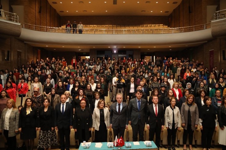 Türkiye’nin lider kadınları zirvede buluştu