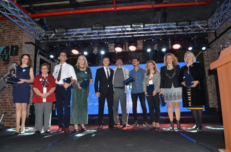 Mavibahçe AVM açılışının 4. yılını kutladı