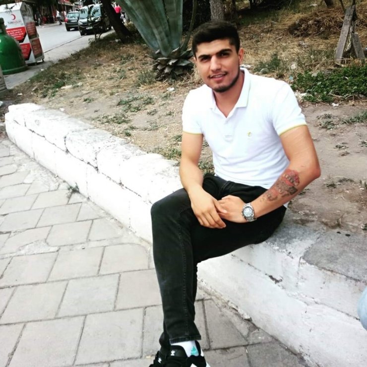 İzmir’de dehşet: Önce sevgilisini sonra kendini öldürdü