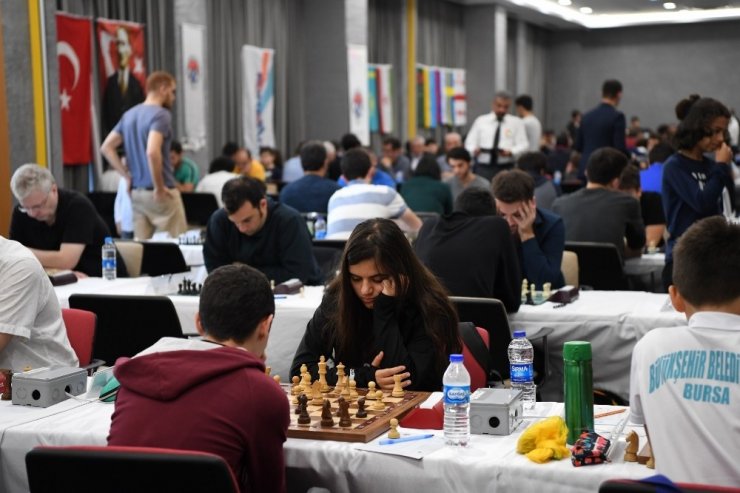 Konyaaltı Belediyesi Uluslararası Satranç Turnuvası başladı