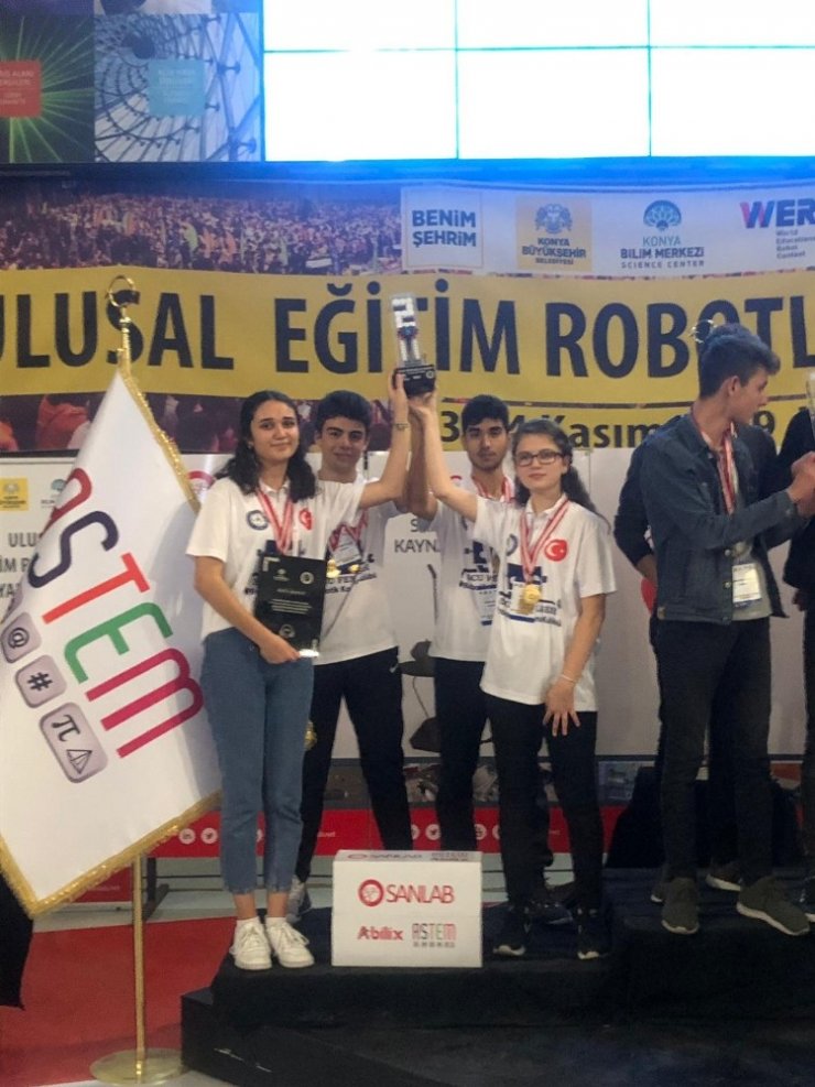 Eğitim robotları yarışmasında Devrek ikinci oldu