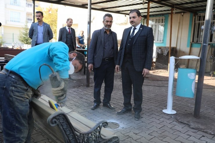 Canpolat geri dönüşüm atölyesini inceledi