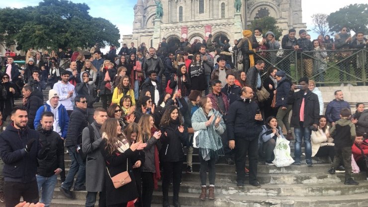 Eyfel’de Türk rüzgarı
