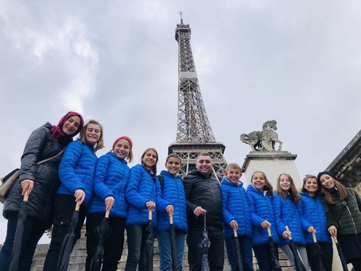 Eyfel’de Türk rüzgarı