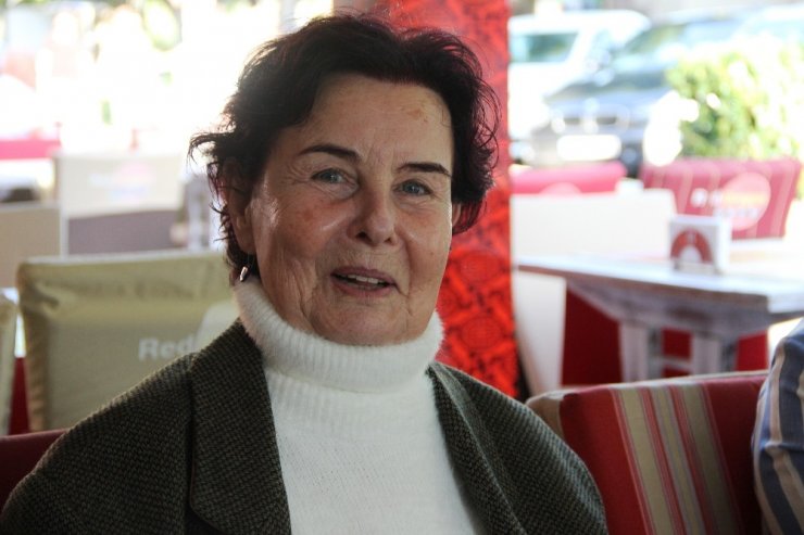 Fatma Girik: “Kendimi iyi hissedersem projelerde yer alırım”