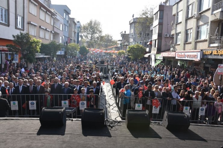 Gönen’de alışveriş festivali başladı