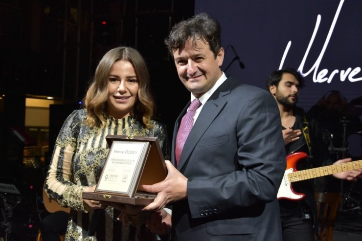 Gönen’de alışveriş festivali başladı