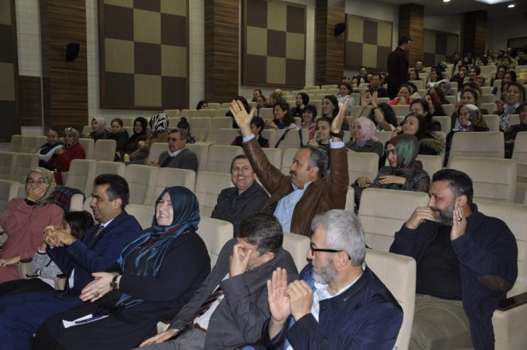 Safranbolu’da "Eğitimde Yenilikçi Yaklaşımlar" konferansı