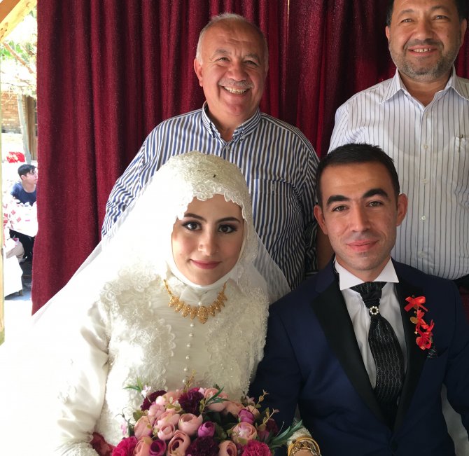 ahmet-tuncerin-mutlu-gunu-1.jpg ahmet-tuncerin-mutlu-gunu-1.jpg