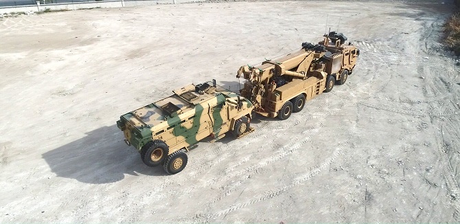 askeri-araclarin-46-tonluk-kurtaricisi-m4k-zorlu-testleri-basariyla-gecti-1.jpg