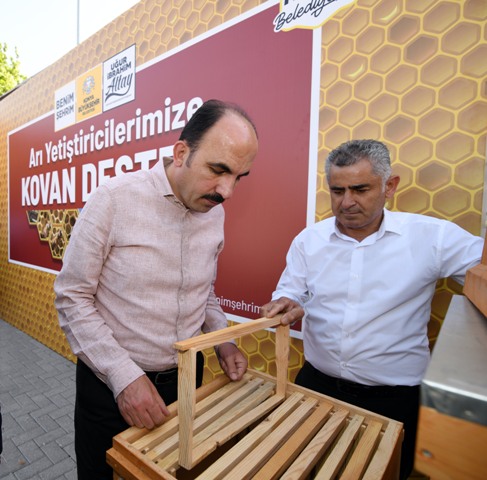 konya-buyuksehirden-bal-gibi-destek-5.jpg