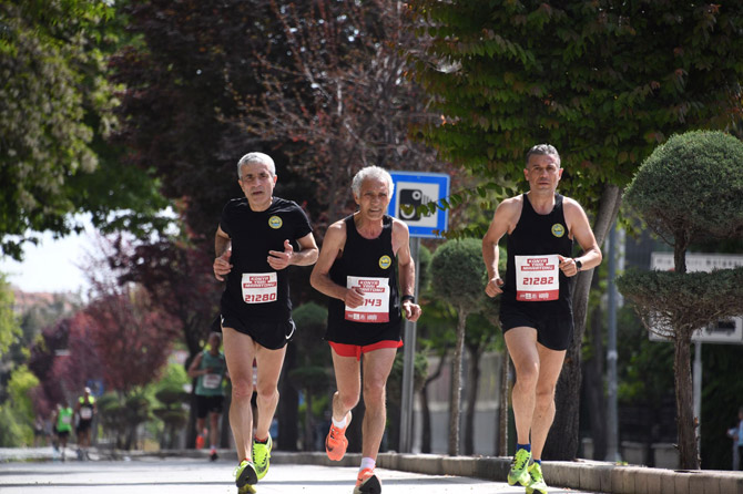 konya-yari-maratonu-3.jpg