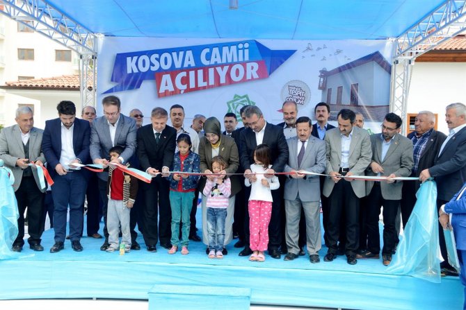 kosova-camii-hizmete-acildi-1.jpg