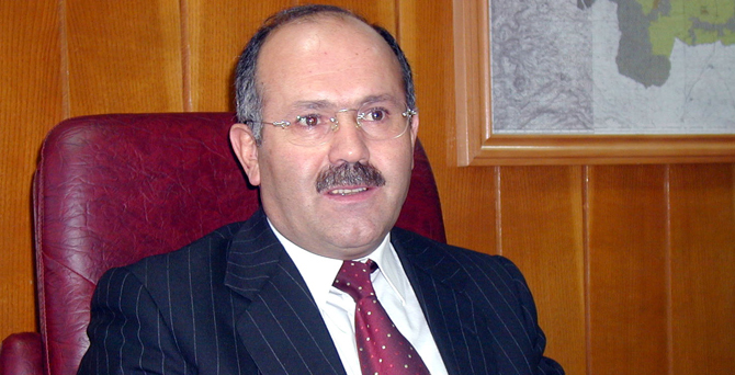 mehmet-koseoglu-yatay.jpg