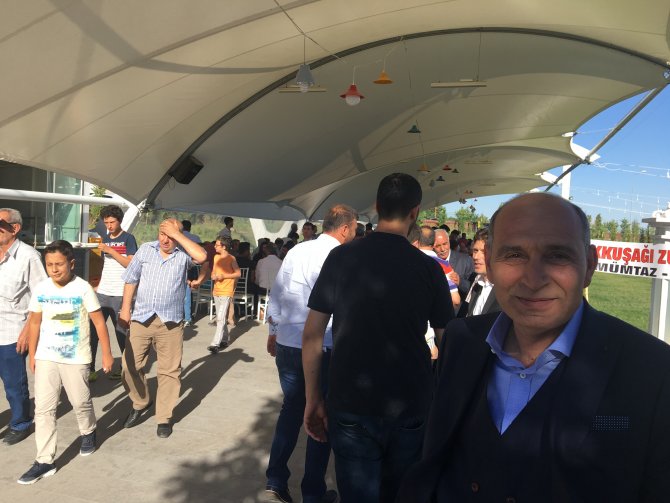 mehmet-ugur-oglu-cafer’i-evlendirdi-1.jpg mehmet-ugur-oglu-cafer’i-evlendirdi-1.jpg