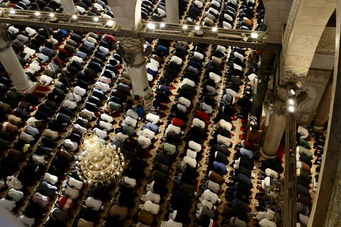 mescid-i-aksa-da-ramazan-bayrami-namazi-5.jpg