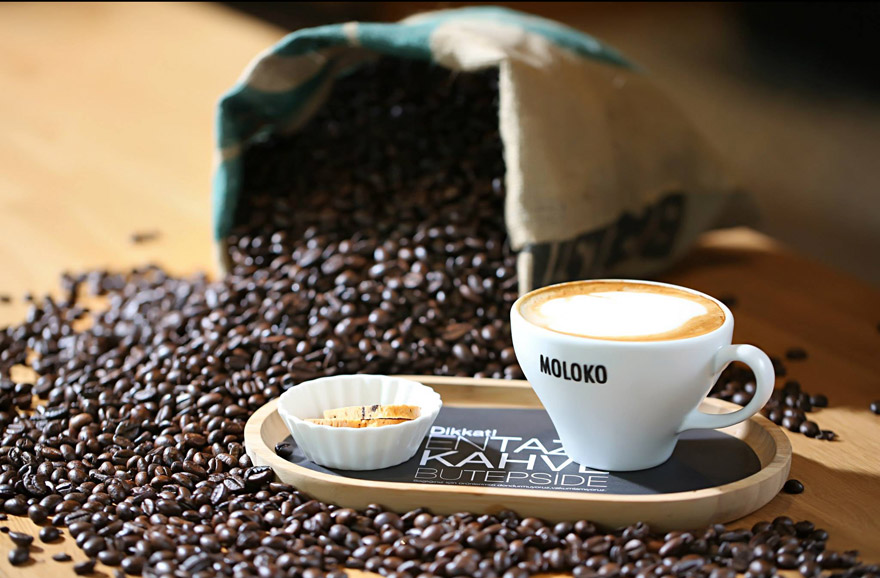 moloko-cafe-(2).jpg