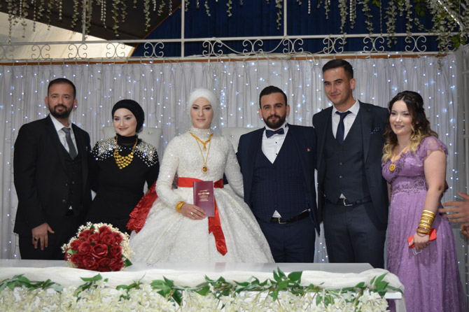 saliha-ile-abdullah-mutluluga-evet-dedi-5.jpg
